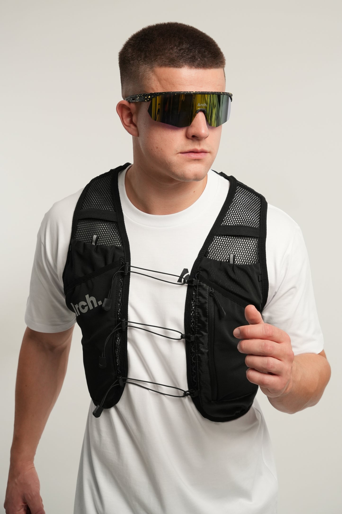 V01 ACTIVE POLARISED SUNGLASSES - YELLOW LENS BLACK FRAME